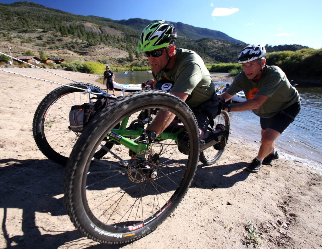 Hand Cyclist assist