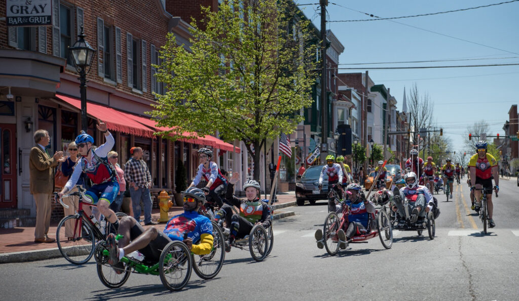 Face of America cyclists in Gettysburg.